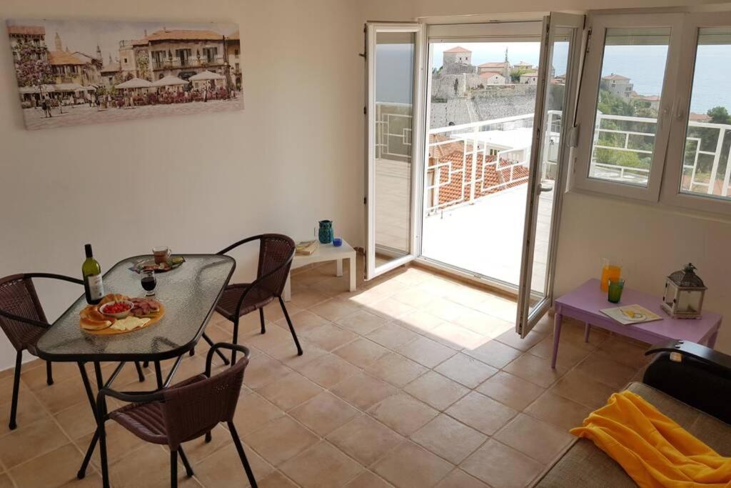 Apartman Aleksandra อุลซิน ภายนอก รูปภาพ